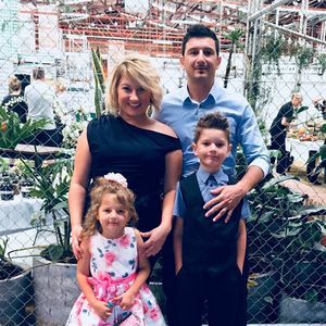 Meet your Posher, Robert